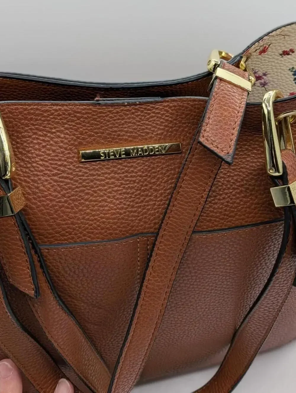 Steve Madden $98 Cognac Brown Donna Double Pocket Faux Leather Floral Lined Tote